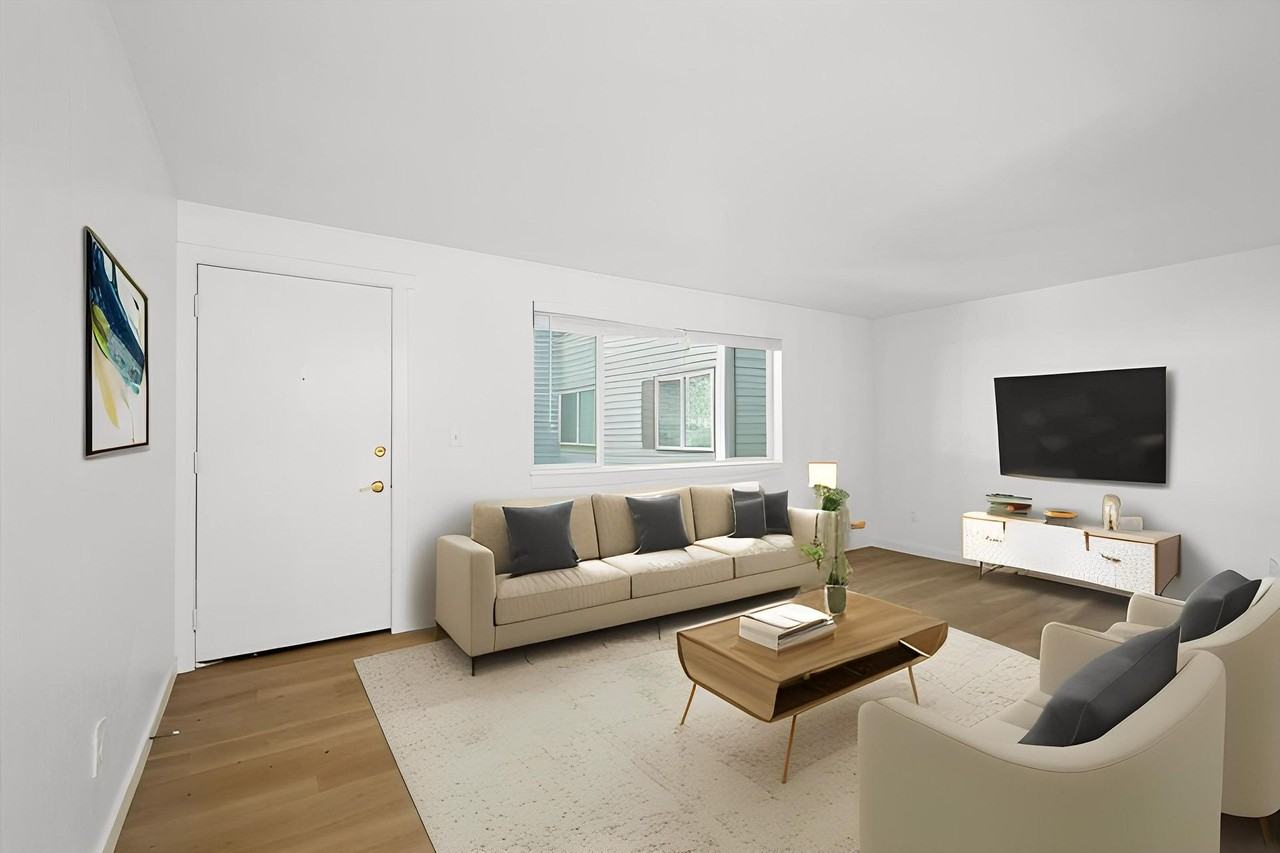 Juniper West - Photo 4 of 32