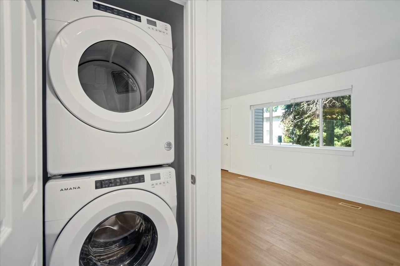 Juniper West - Photo 7 of 32