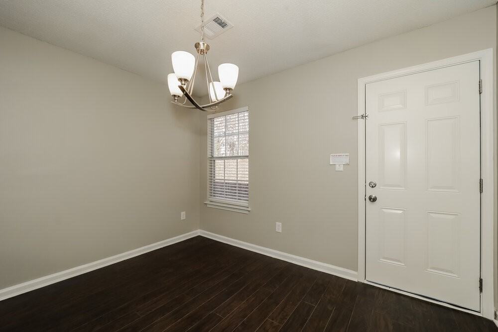 2119 Summer Wind Dr Sw - Photo 6 of 17