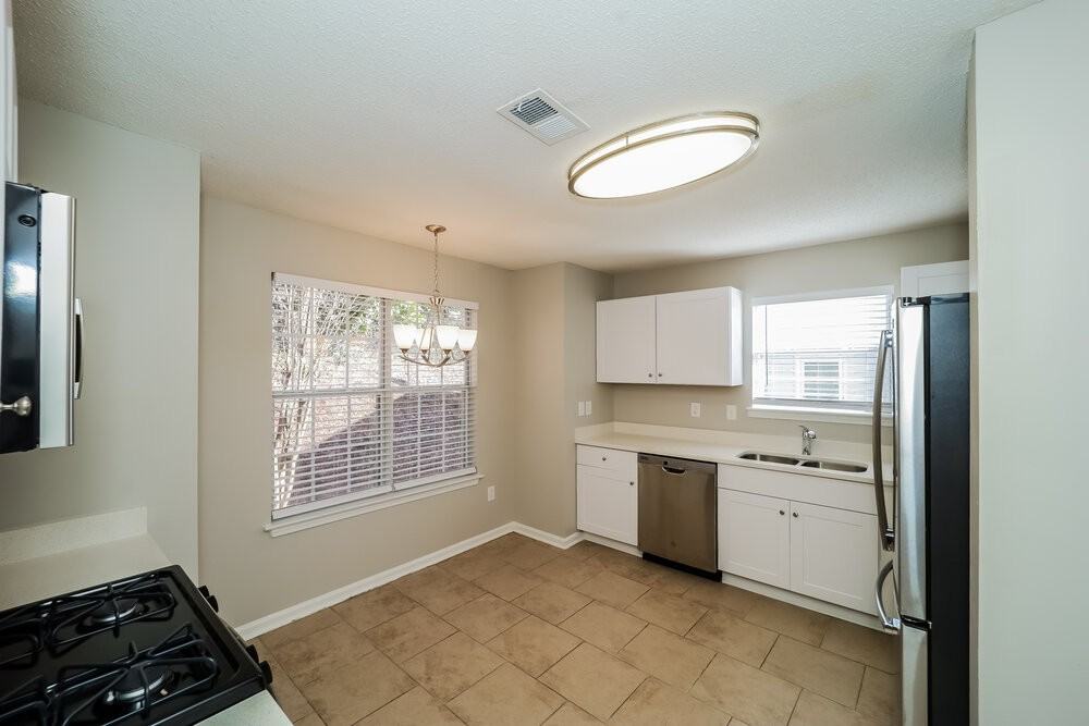 2119 Summer Wind Dr Sw - Photo 7 of 17