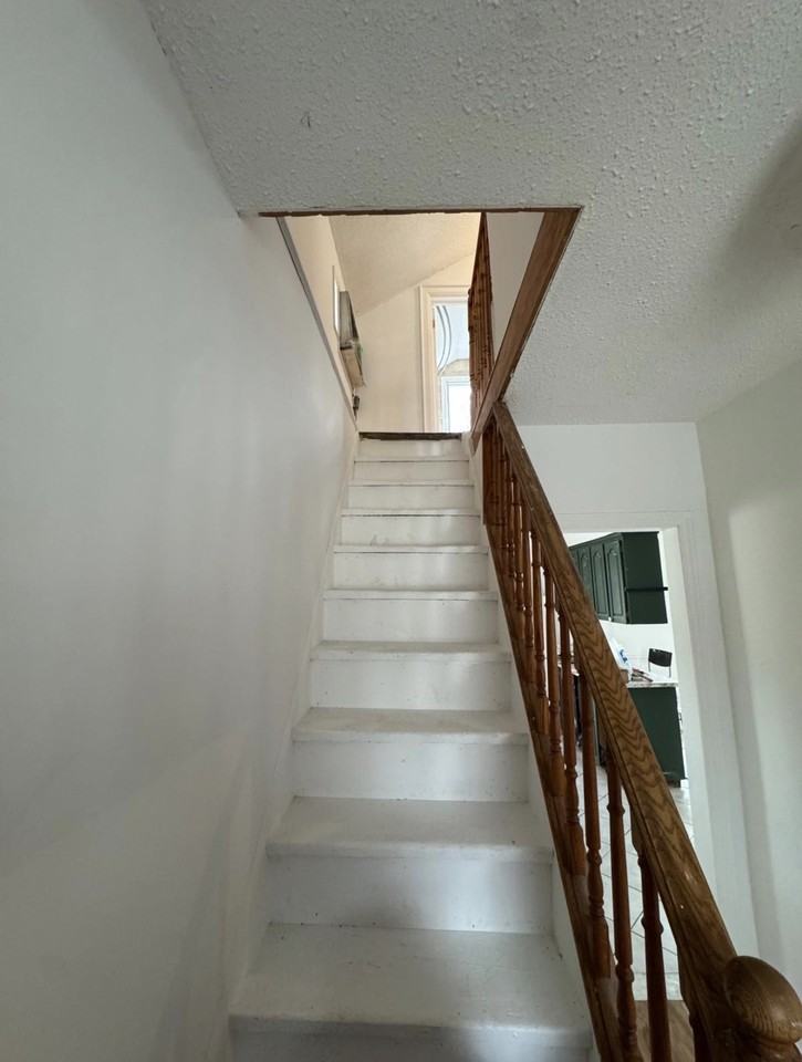 47 Hillary Ave - Photo 4 of 4