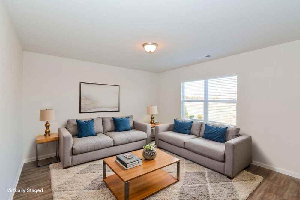 545 Samuel Lee Ln - Photo 4 of 20