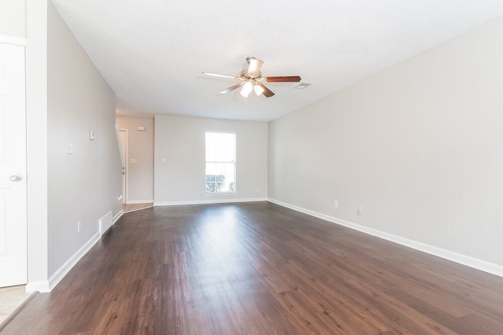 7837 Pinefrost Ln - Photo 2 of 15