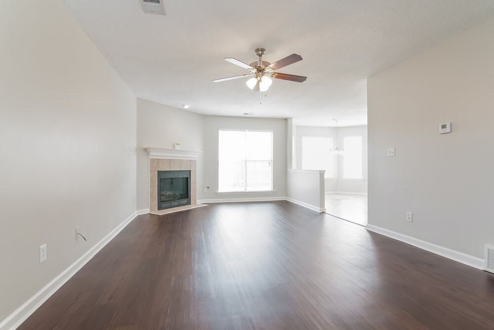 7837 Pinefrost Ln - Photo 3 of 15