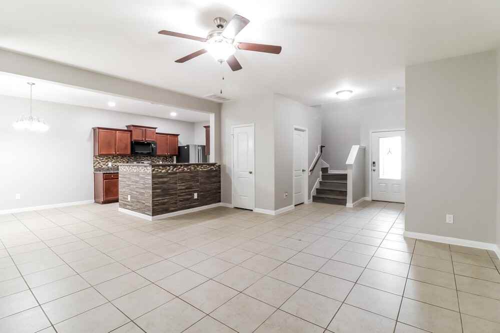 4268 Tower Ln - Photo 7 of 20