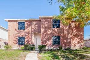 featured image of 2316 Graystone Dr