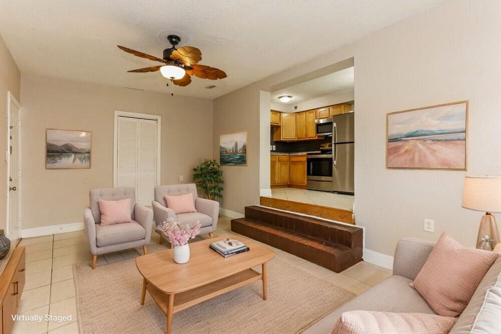 1458 W 19th St - Photo 3 of 19