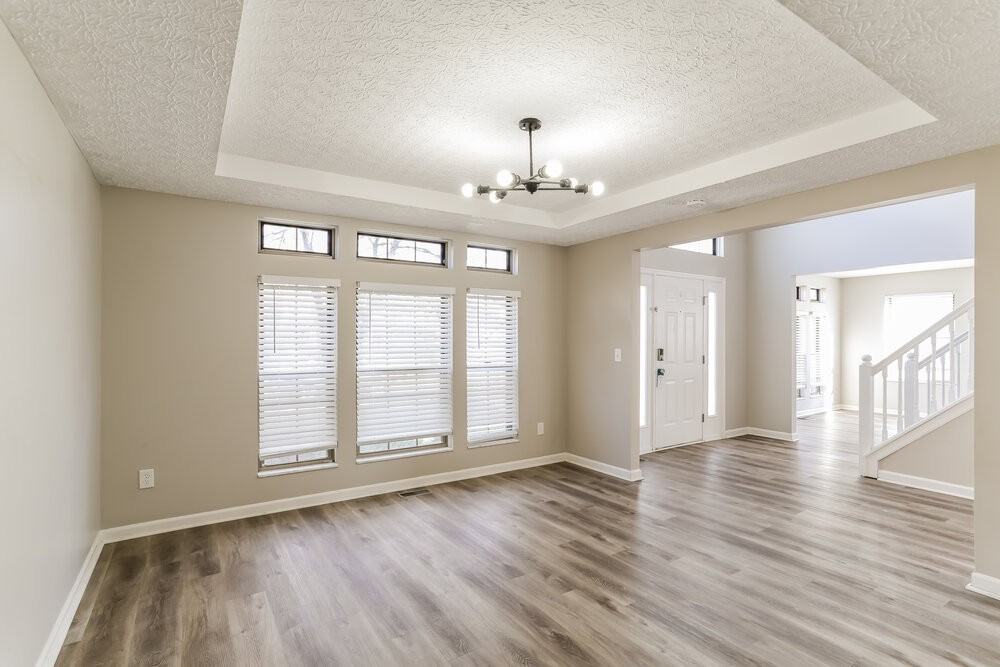 5815 Castleknock Rd - Photo 6 of 18