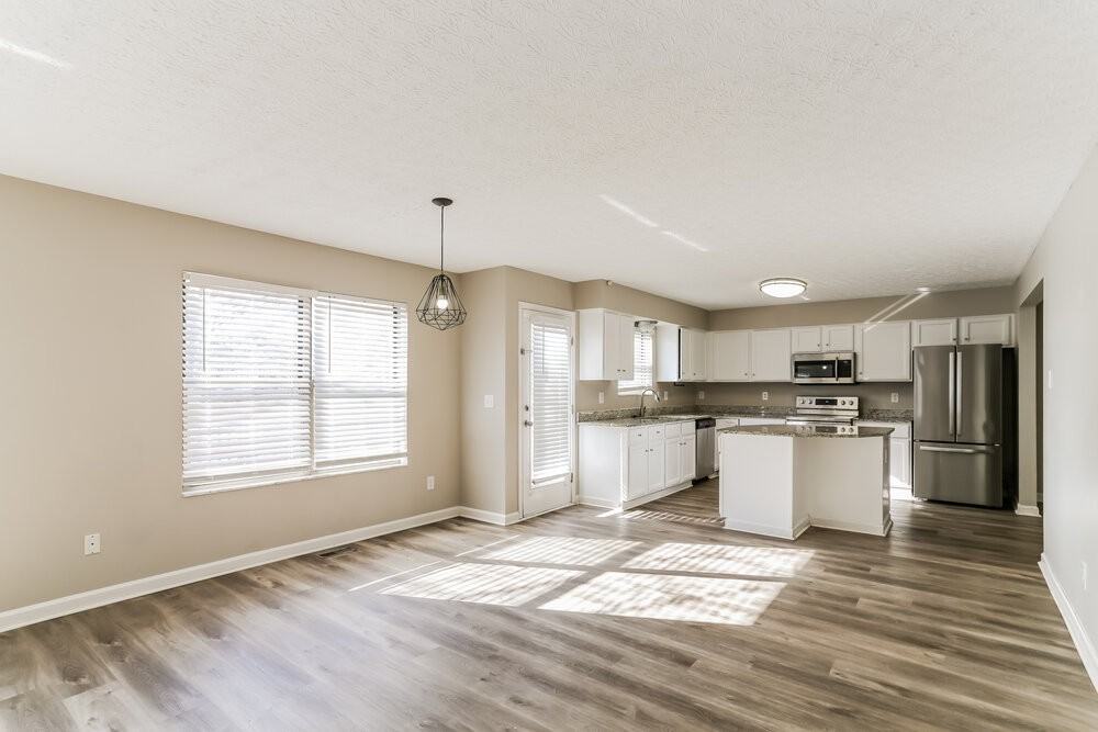 5815 Castleknock Rd - Photo 7 of 18