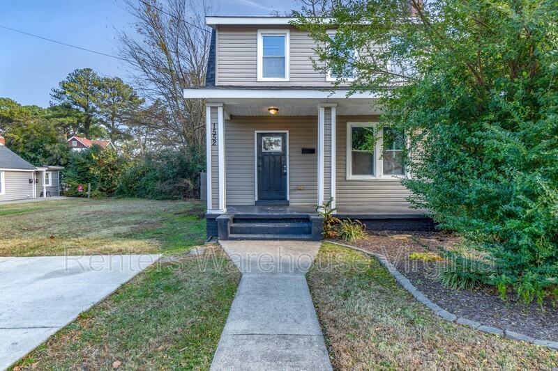 1552 Fleetwood Ave - Photo 2 of 31