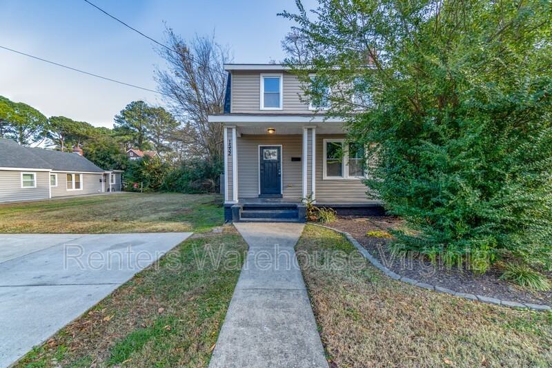 1552 Fleetwood Ave - Photo 3 of 31