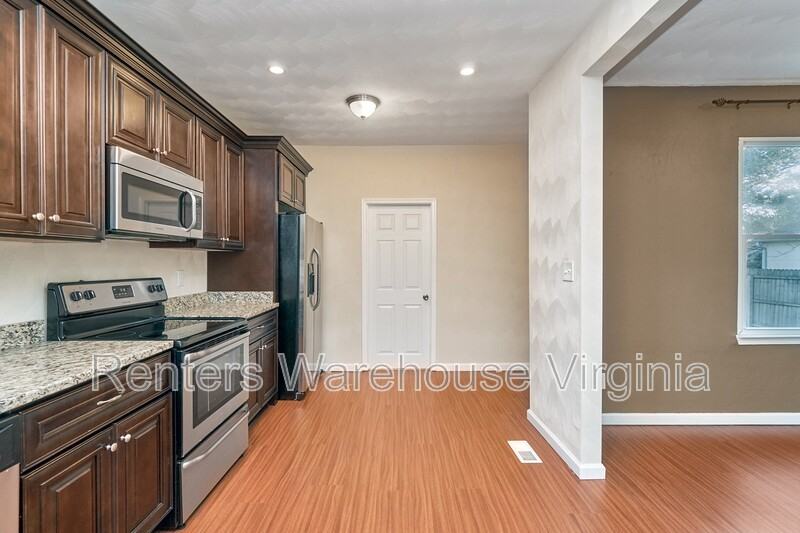 1552 Fleetwood Ave - Photo 6 of 31