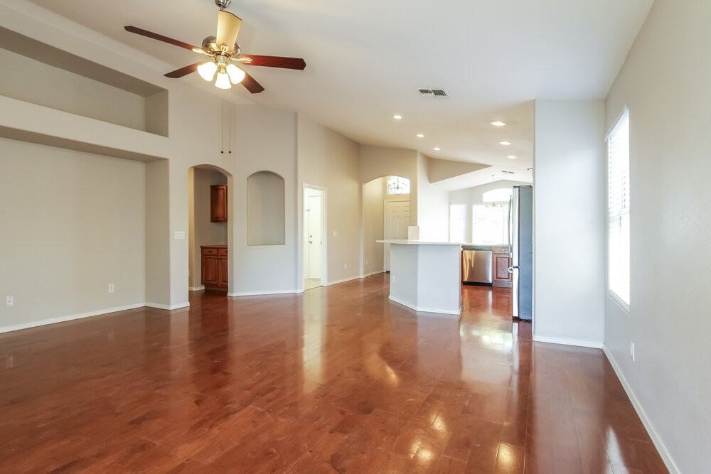 8459 W Ross Ave - Photo 3 of 16