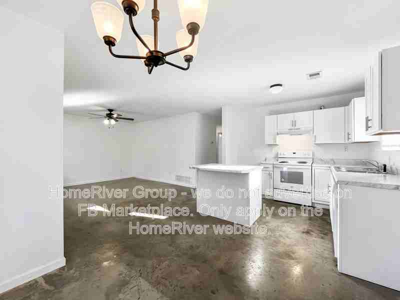 2975 Lake Park Rd - Photo 5 of 20