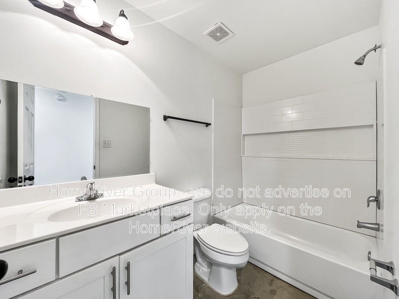 2975 Lake Park Rd - Photo 5 of 22