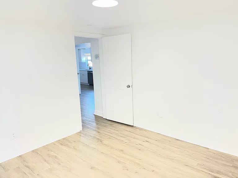 3817 Elysian St - Photo 7 of 11