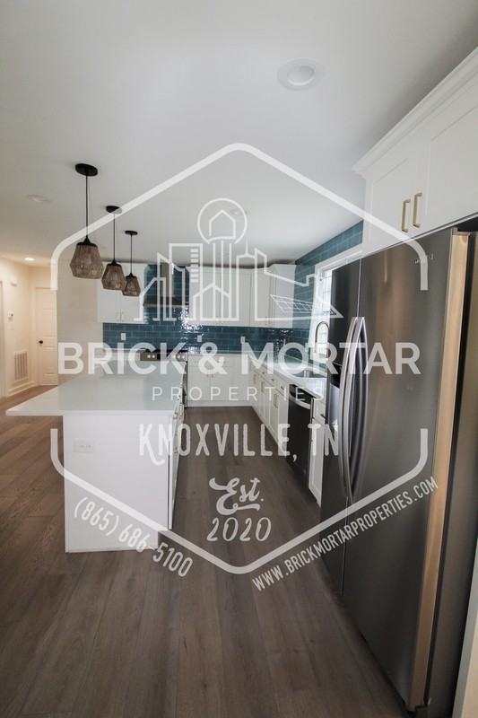 1416 Myart Ln - Photo 6 of 40