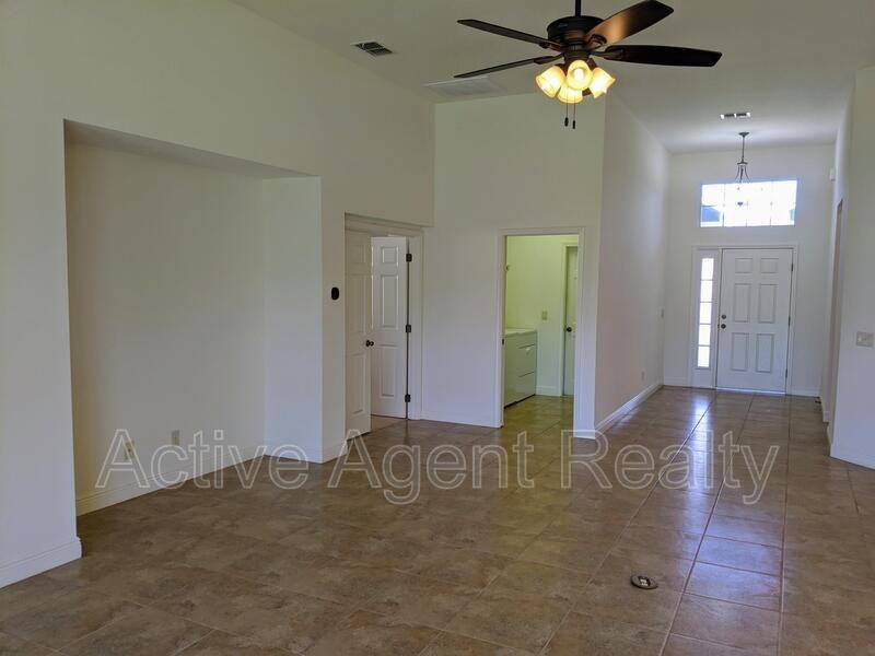 1882 W Angelica Loop - Photo 2 of 26