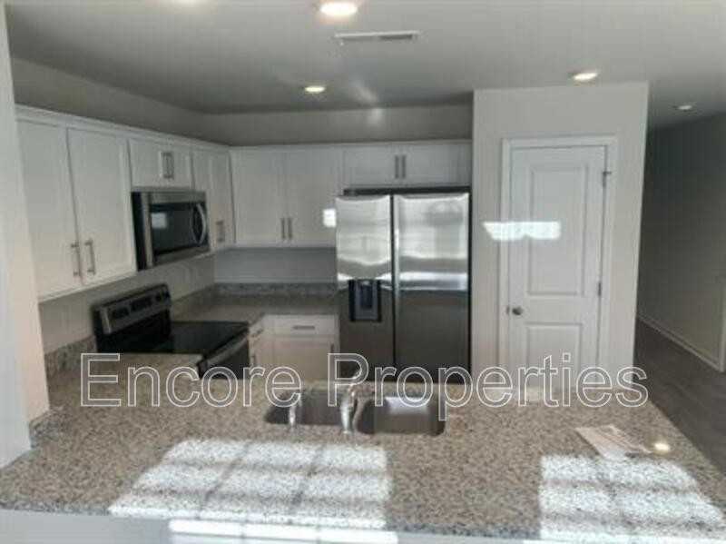 18 March Creek Dr - Photo 3 of 16