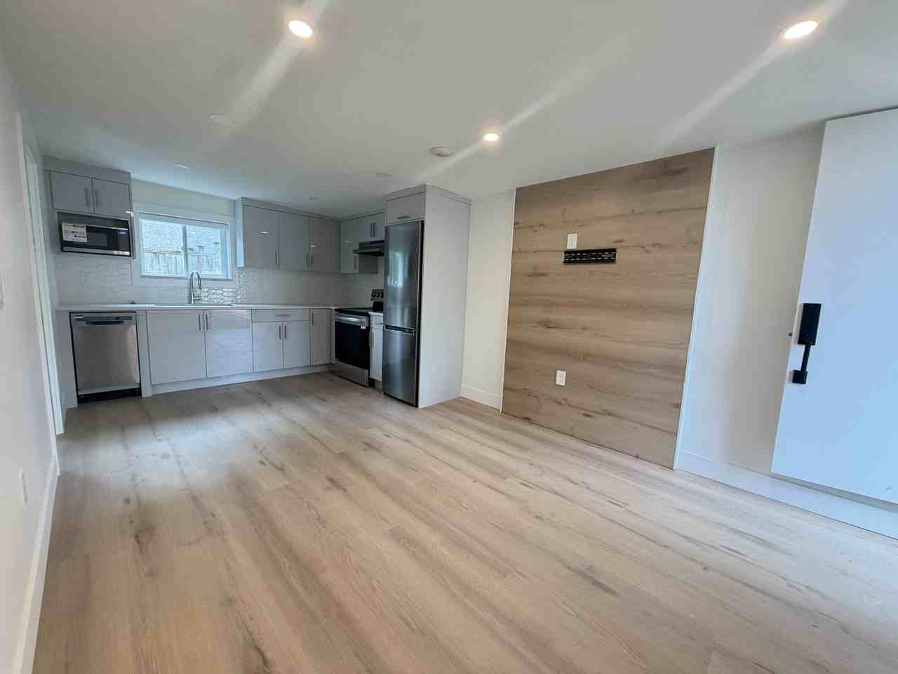 3731 Bargen Drive - Photo 5 of 14