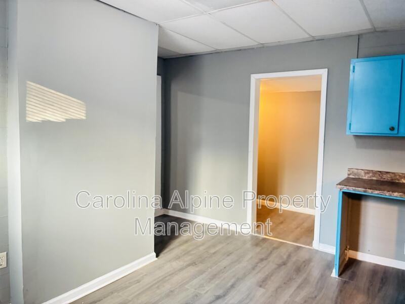 401 Gardner St - Photo 5 of 14