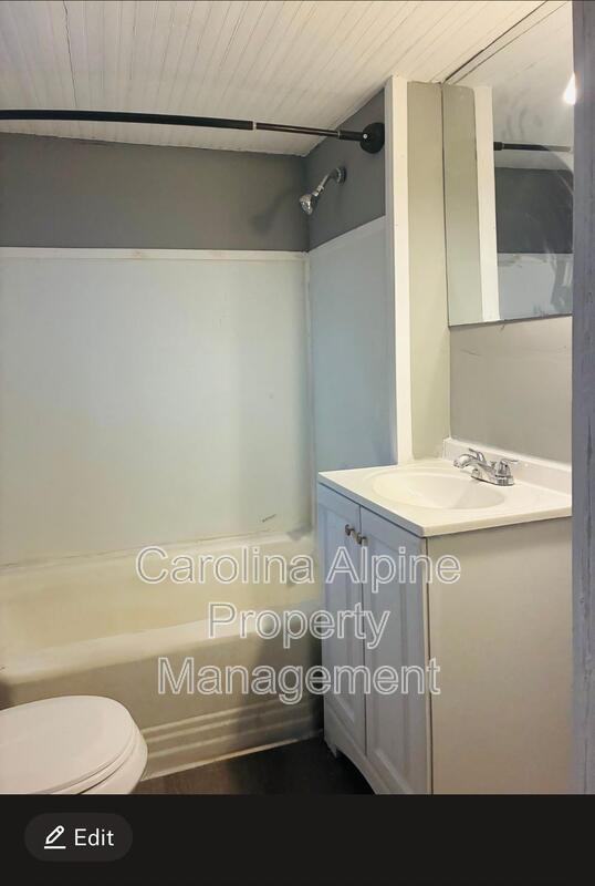 401 Gardner St - Photo 6 of 14