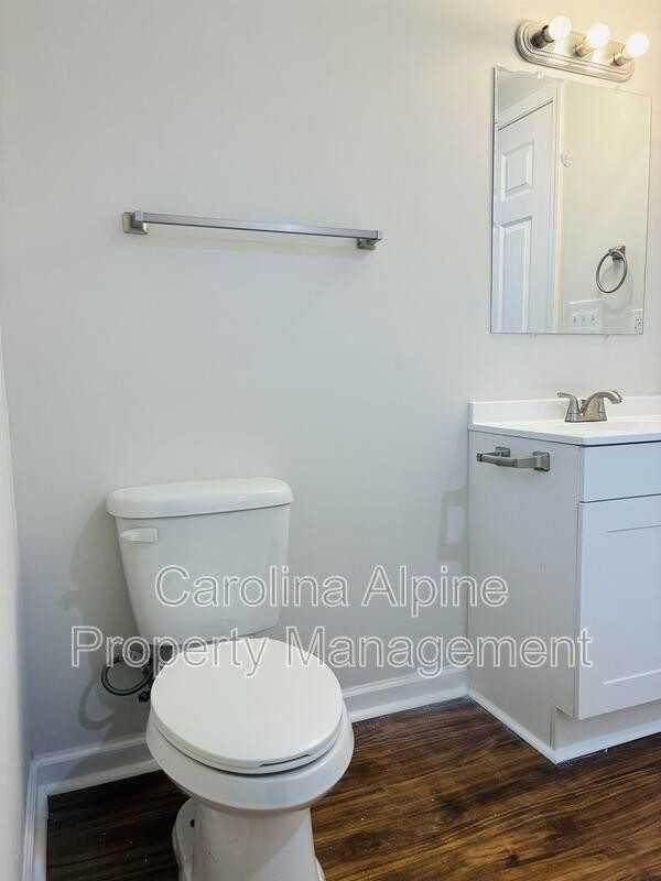 506 Clegg St - Photo 7 of 16