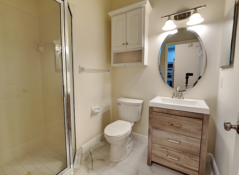 3315 W De Leon St #6 - Photo 5 of 28