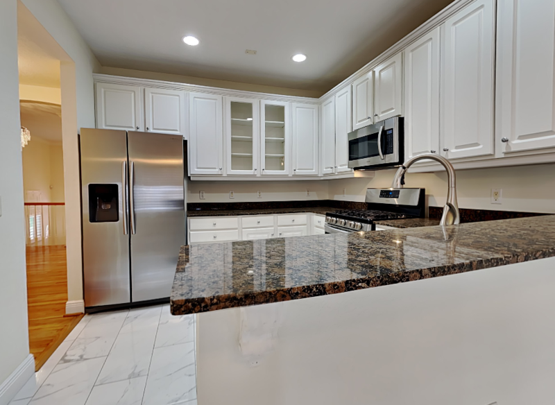 3315 W De Leon St #6 - Photo 6 of 28