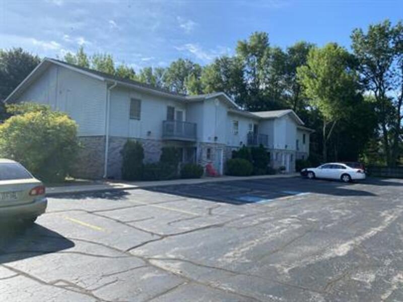 120/130 Memorial Drive - Photo 2 of 9