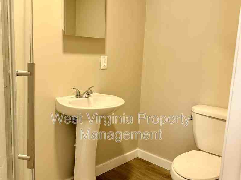 172 Sullivan Rd - Photo 7 of 19