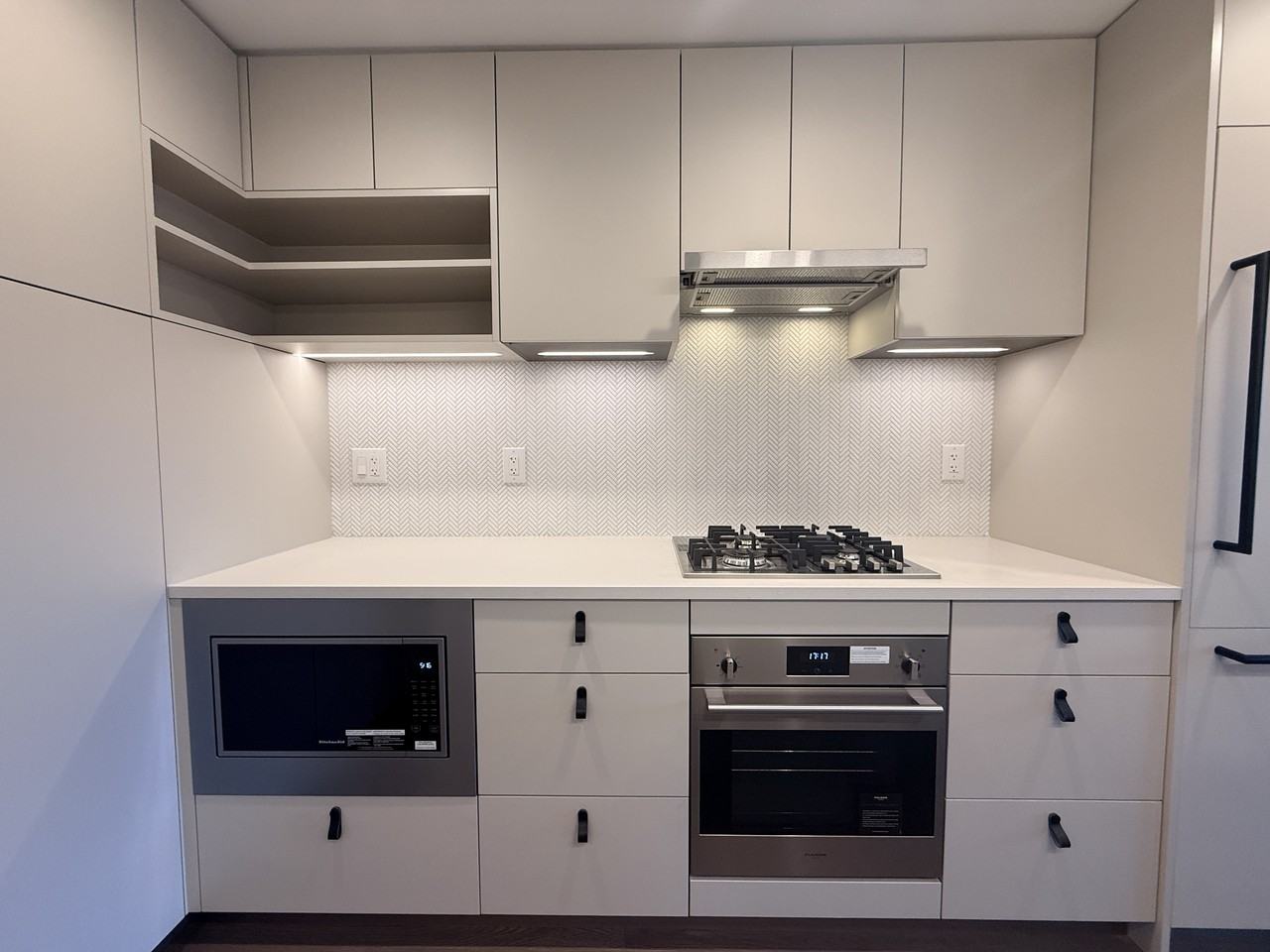 1680 East 12th Avenue #202 - Photo 4 of 12