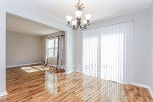 featured image of 15 York St