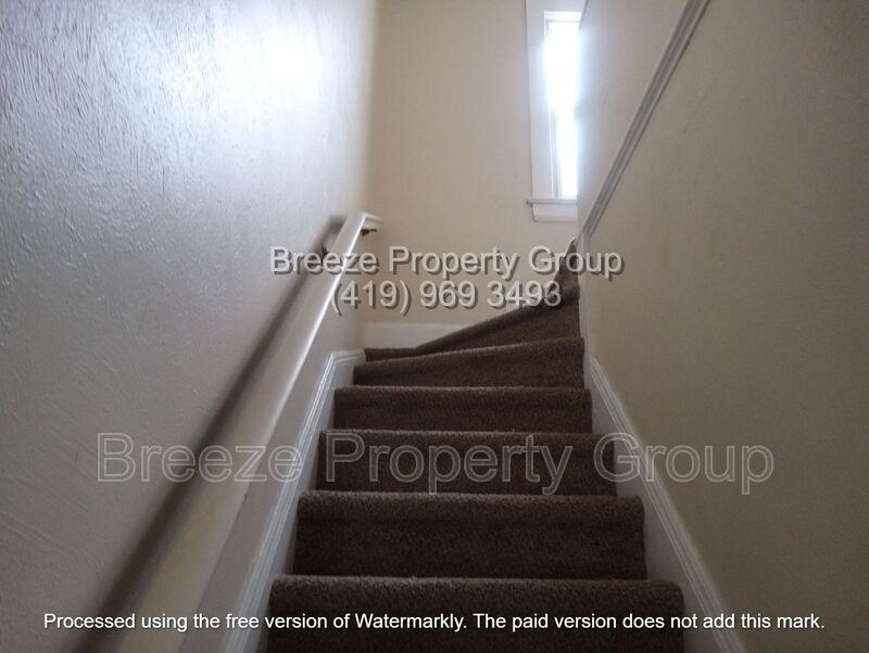 332 Willard St - Photo 3 of 10