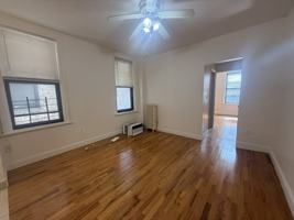 featured image of E Tremont Ave