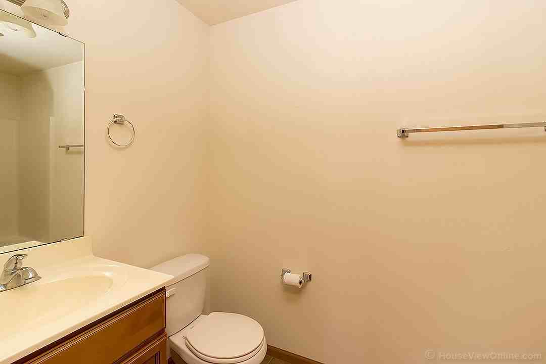 N Frederick 915 - Photo 7 of 10