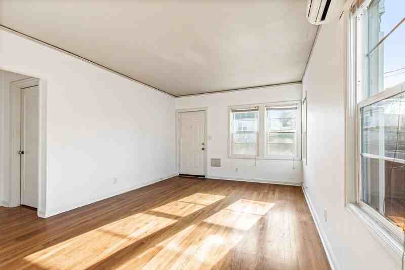 931 Ne Alberta St - Photo 6 of 15