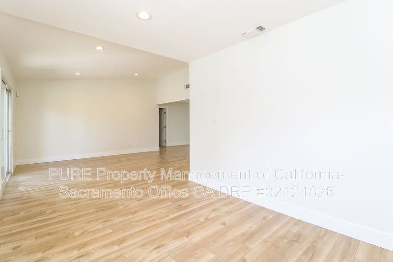 5713 Mesa Verde Cir - Photo 3 of 22