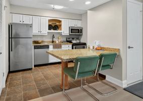 featured image of 1001 Bridgeport Ave