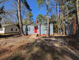 featured image of 1011 S 7th St