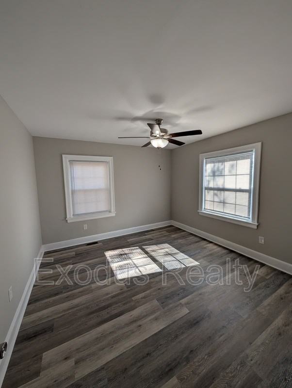 1011 S 7th St - Photo 7 of 10