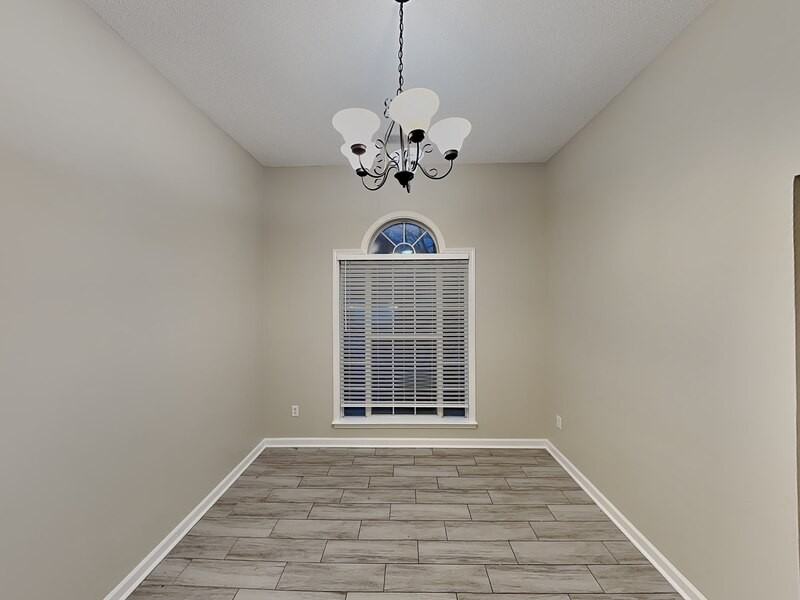 1253 Travers Cv - Photo 7 of 16