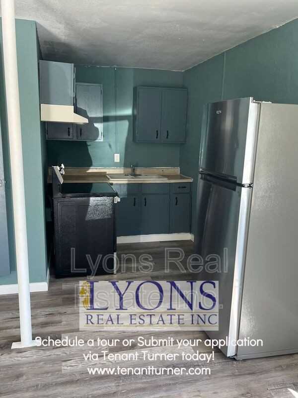 917 Pineknot Rd #1 - Photo 2 of 6