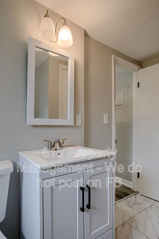 708 S Logan Ave #2B - Photo 5 of 10