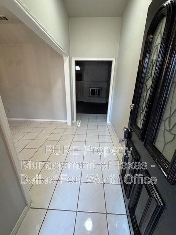 7313 Century Dr - Photo 2 of 19