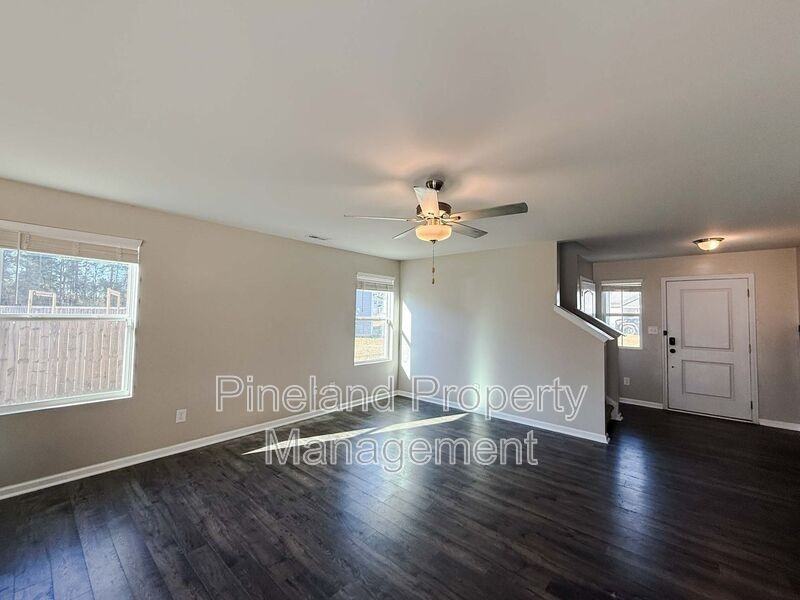 475 Walters Run Dr - Photo 2 of 25