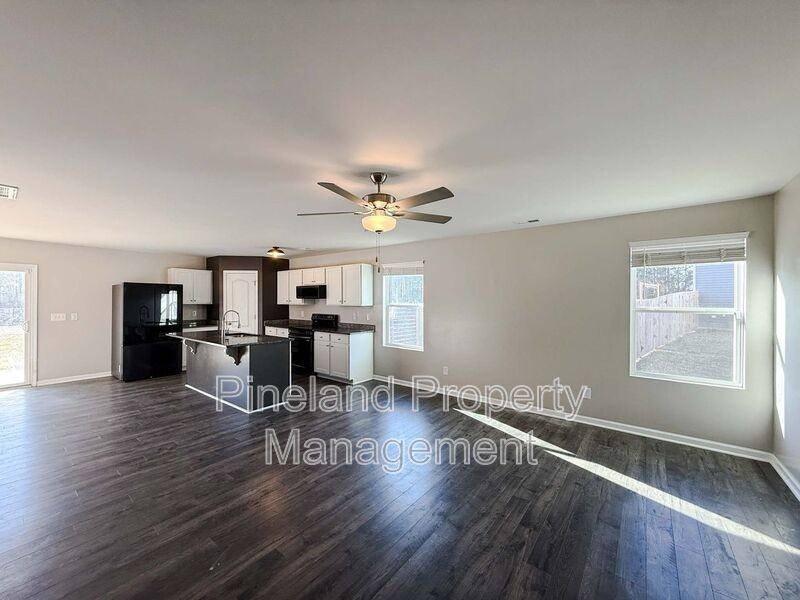 475 Walters Run Dr - Photo 4 of 25