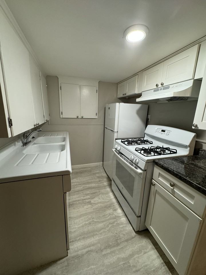 70 Lyman Street - Photo 2 of 17