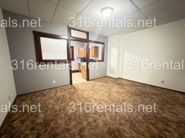 featured image of 116 1/2 W Pine Ave