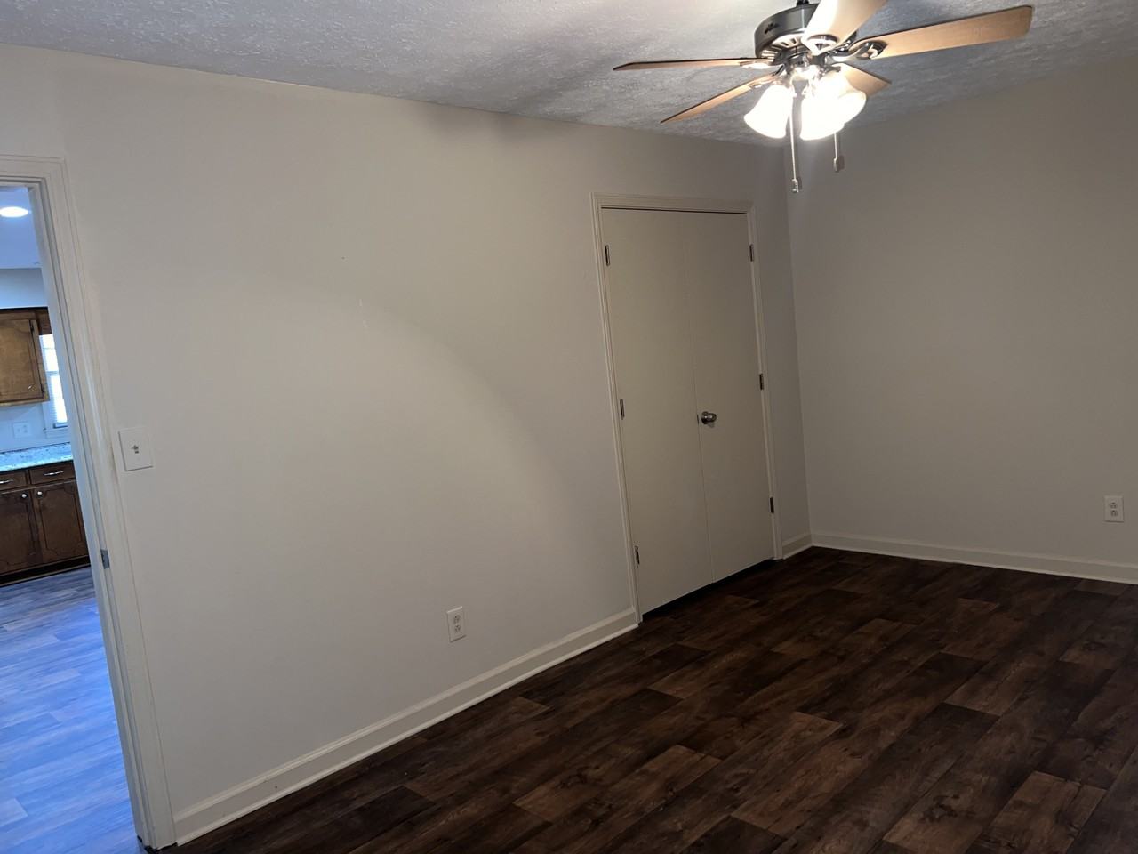 Nottingham Apartments - Photo 7 of 13